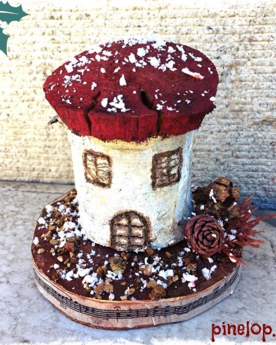 Ειδική παραγγελία χριστουγεννιάτικο μανιταρόσπιτο